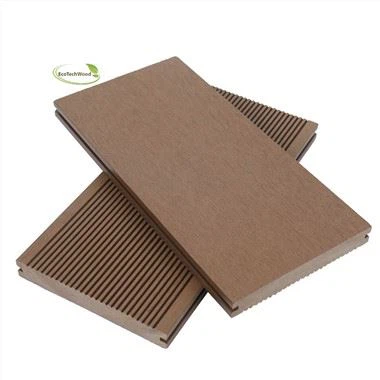 Miljövänligt golv Solid Trall för skolkorridorer